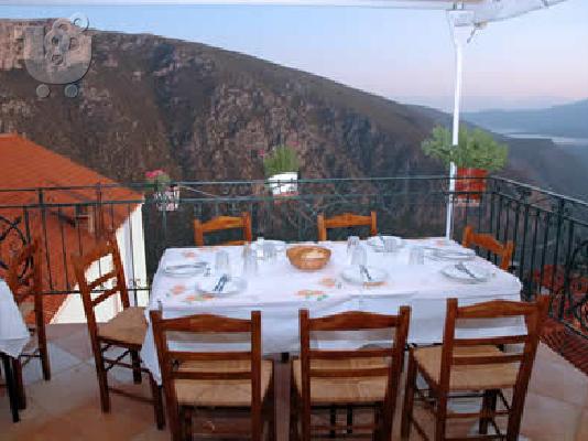 AIOLOS HOTEL DELPHI FOR SALE OR RENT-CENTRAL GREECE